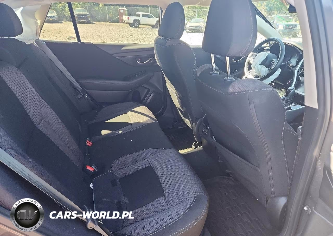 2020 Subaru Outback Premium VIN:4S4BTAEC4L3147414 - 11