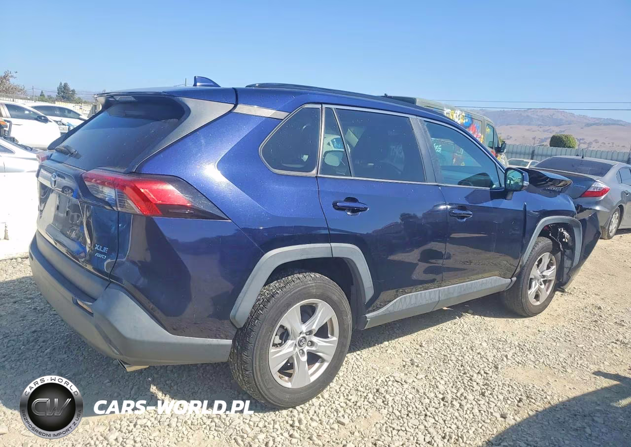 2019 Toyota Rav4 Xle VIN:2T3P1RFV0KC010580 - 3