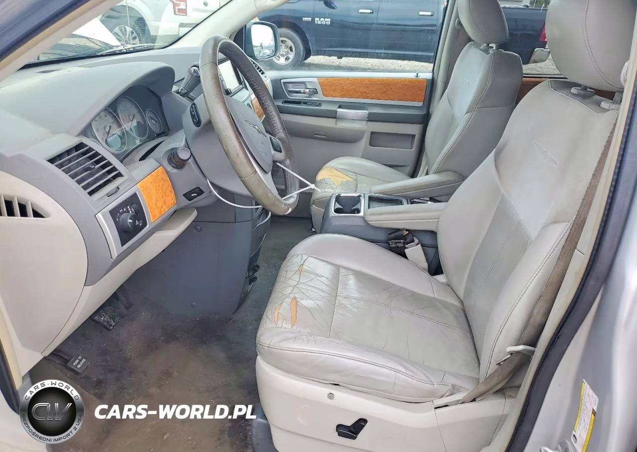 2010 Chrysler Town & Country Limited VIN:2A4RR6DX5AR241576 - 7