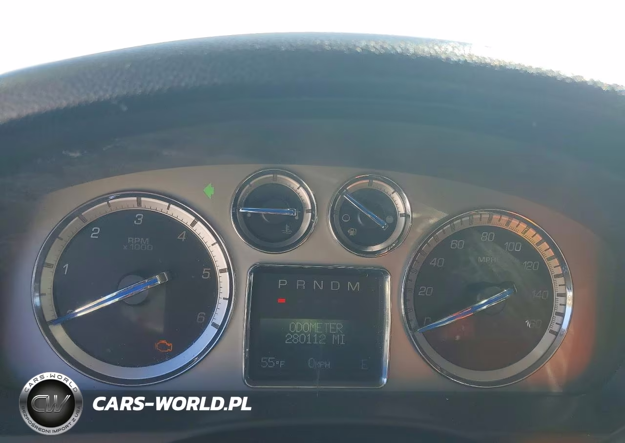 2010 Cadillac Escalade Luxury VIN:1GYUKBEF1AR179032 - 9