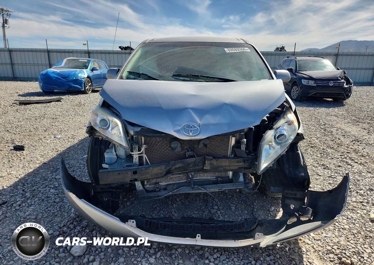 2012 Toyota Sienna Le 8-Passenger VIN:5TDKA3DC1CS015121 - 5