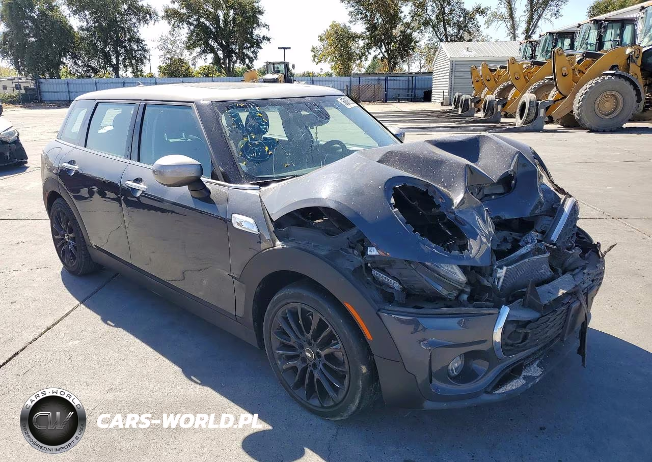 2020 Mini Cooper S Clubman VIN:WMWLV7C08L2M49208 - 4