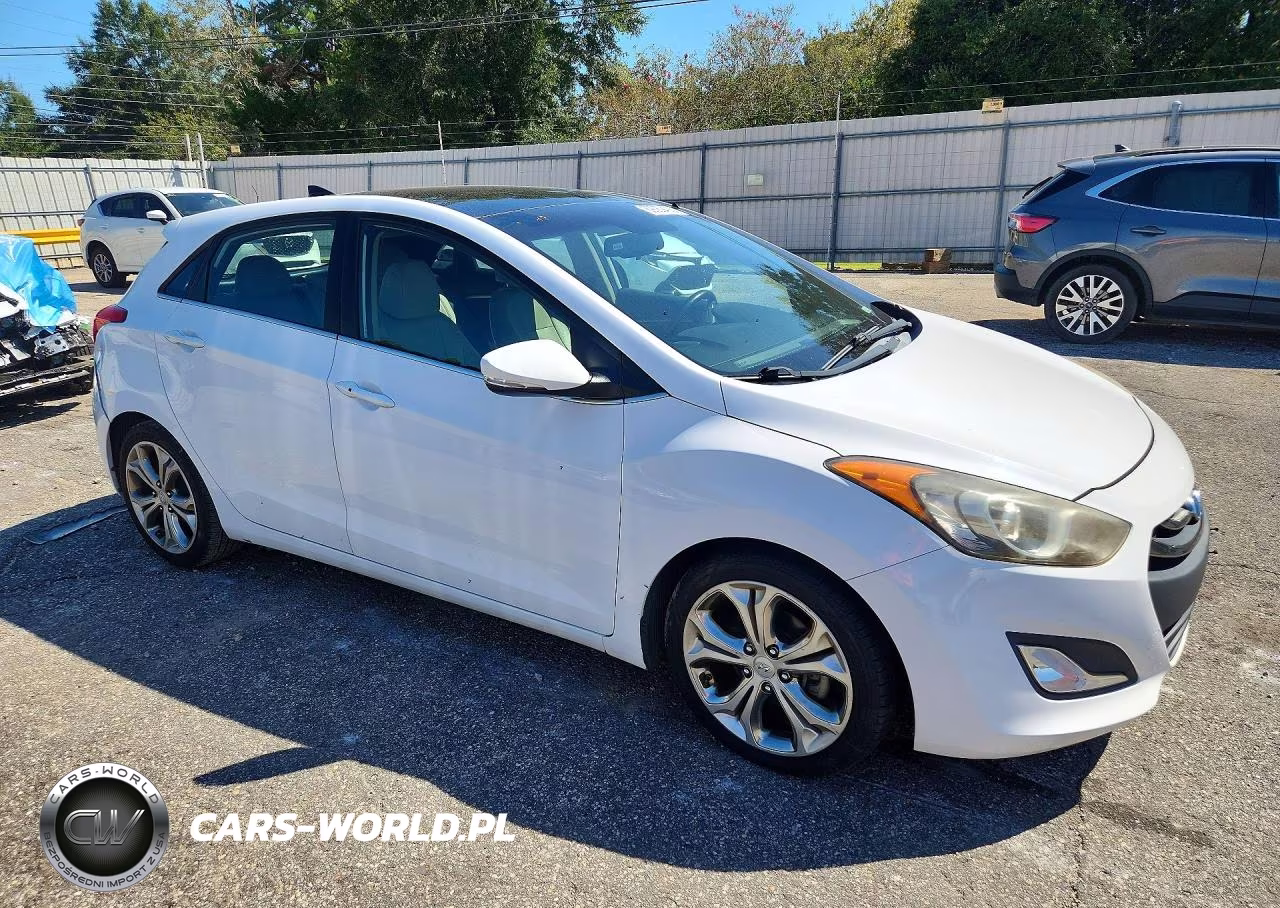 2013 Hyundai Elantra Gt Base VIN:KMHD35LE0DU131422 - 4