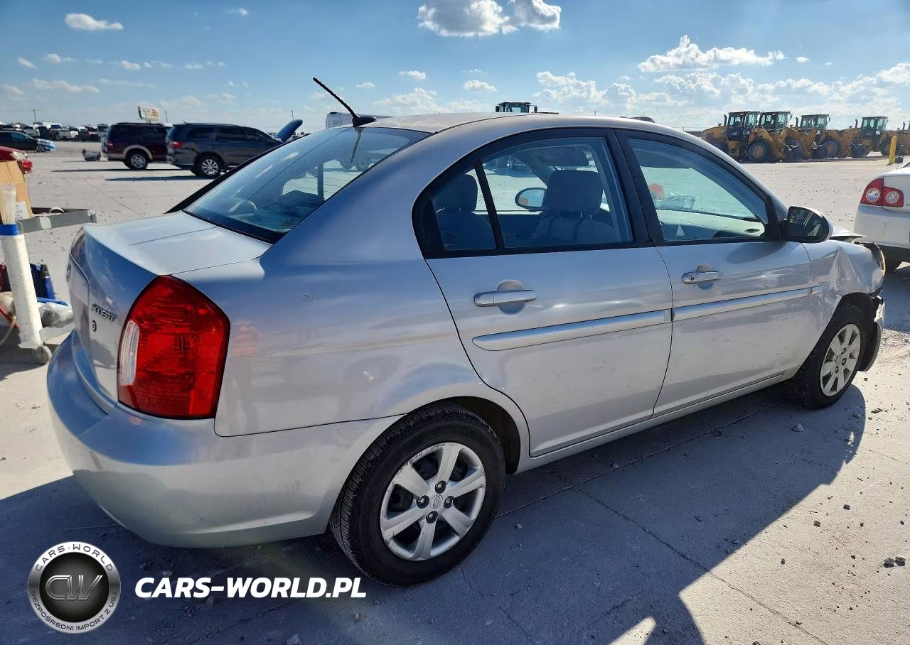 2009 Hyundai Accent Gls VIN:KMHCN46C89U308087 - 3