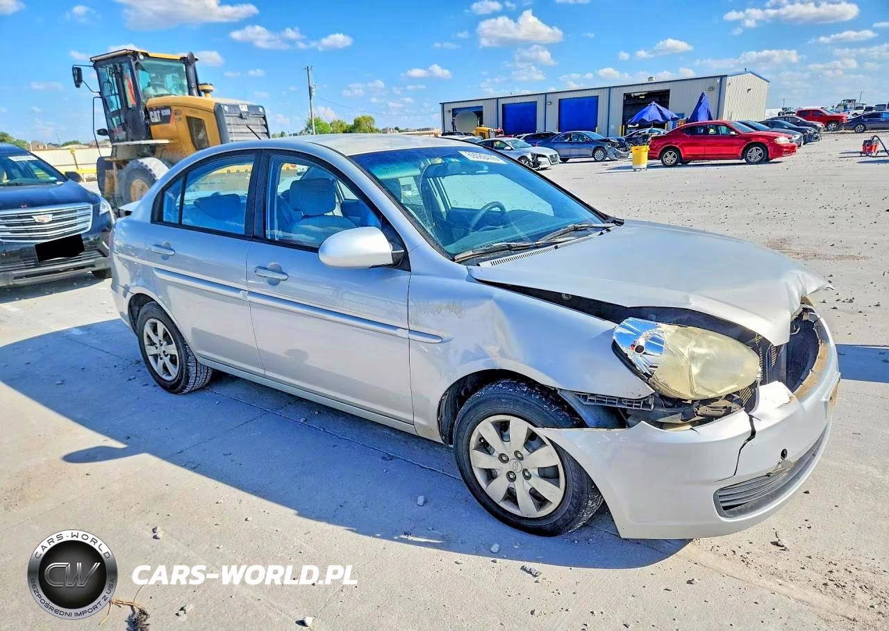 2009 Hyundai Accent Gls VIN:KMHCN46C89U308087 - 4