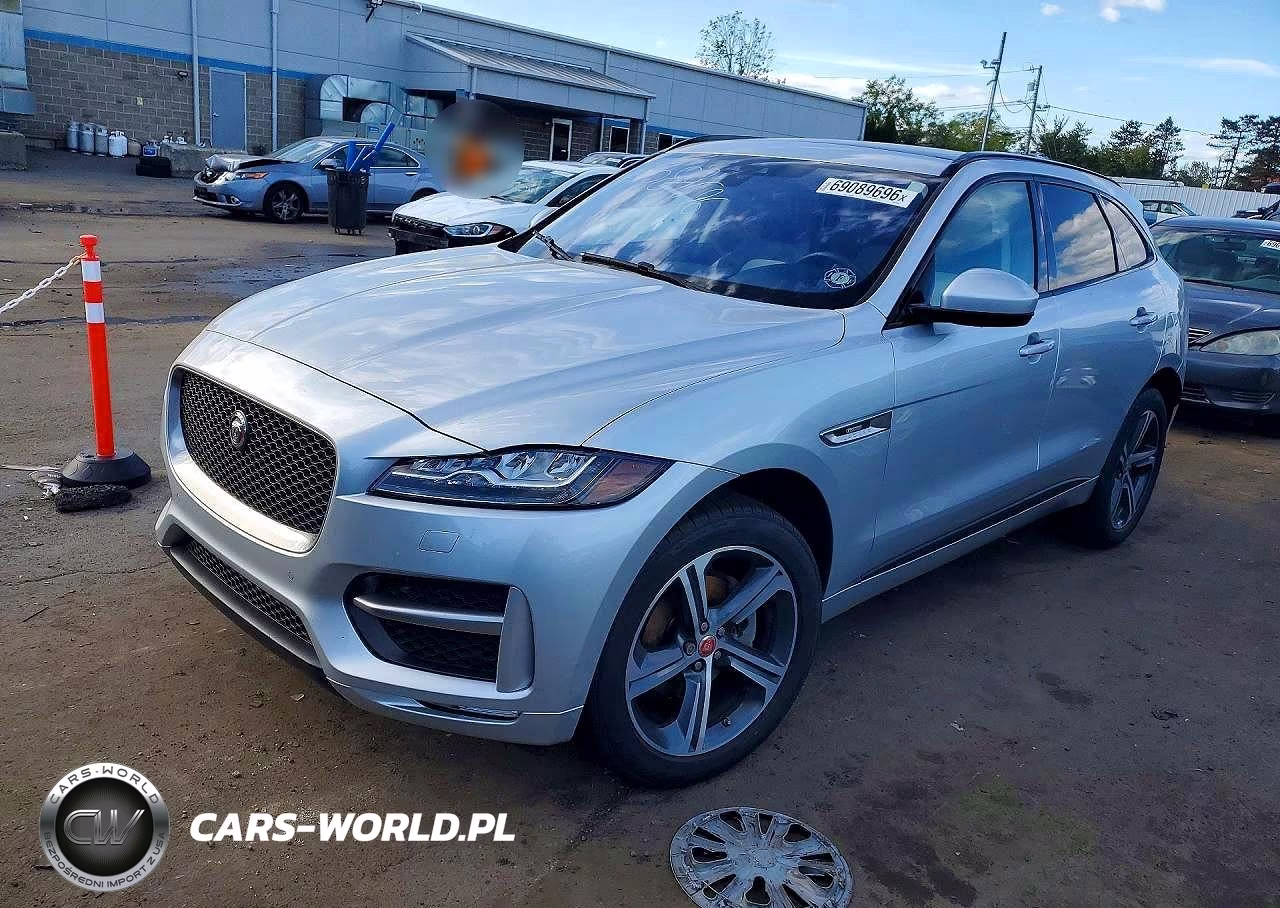 2017 Jaguar F-Pace R - Sport – zdjęcie 1 z 12