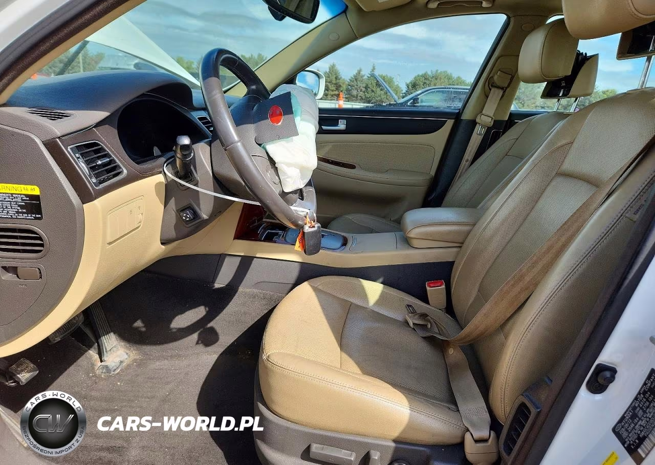2013 Hyundai Genesis 3.8L VIN:KMHGC4DD8DU235850 - 7