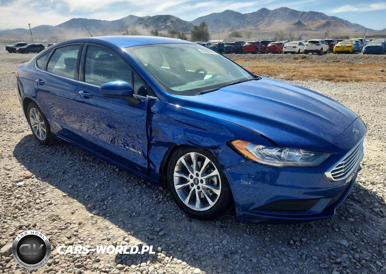 2017 Ford Fusion Se Hybrid VIN:3FA6P0LU5HR380765 - 4