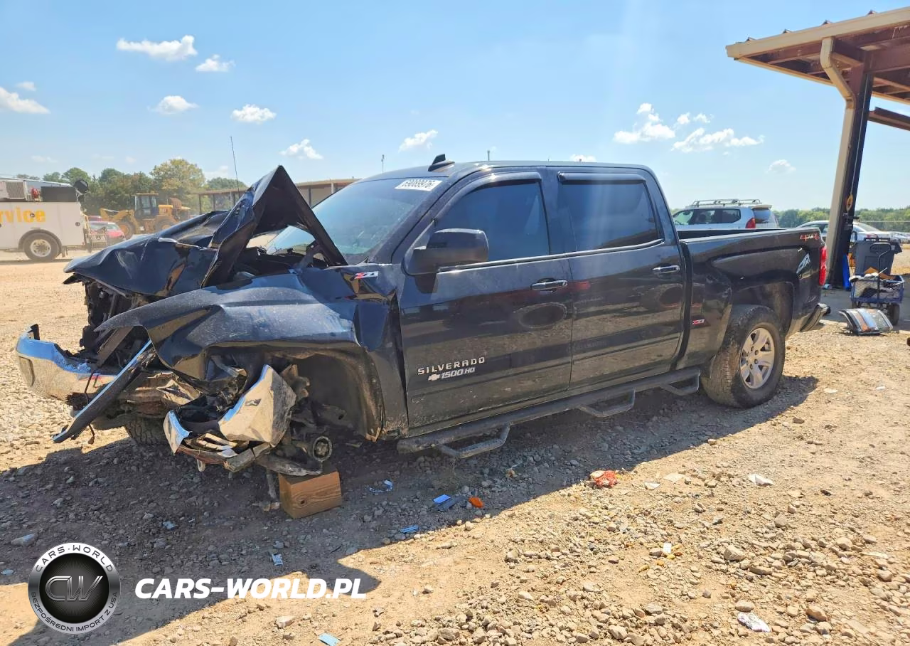 2018 Chevrolet Silverado K1500 Lt VIN:3GCUKREC8JG298510 - 1