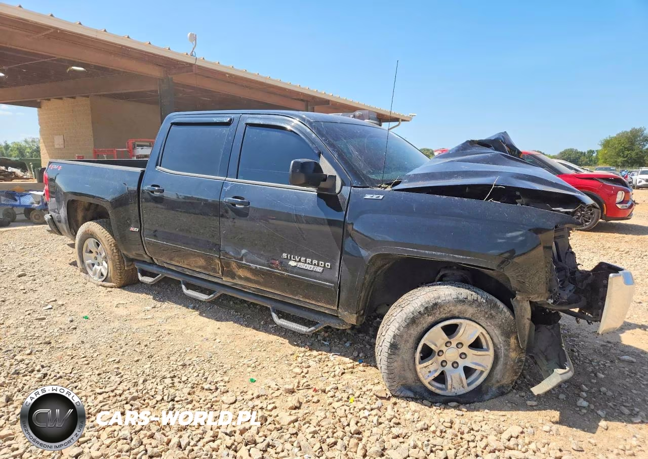 2018 Chevrolet Silverado K1500 Lt VIN:3GCUKREC8JG298510 - 4
