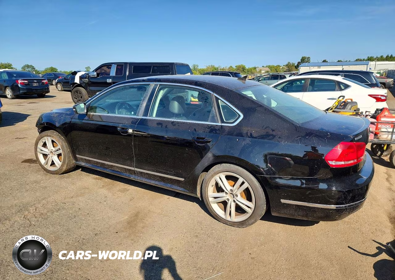 2015 Volkswagen Passat Sel VIN:1VWCT7A32FC007560 - 2