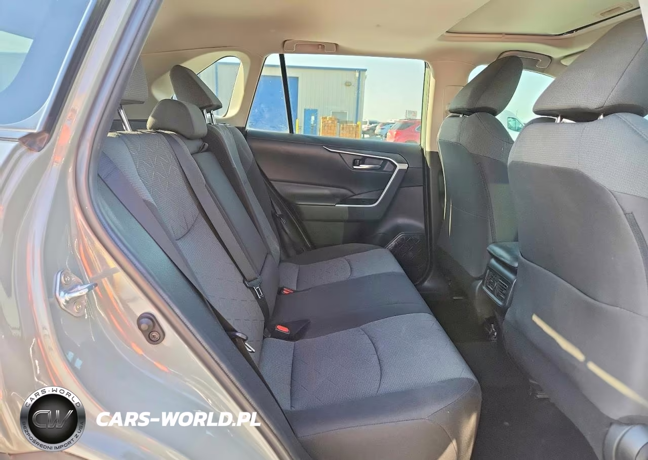 2020 Toyota Rav4 Xle VIN:2T3W1RFV9LW074824 - 11