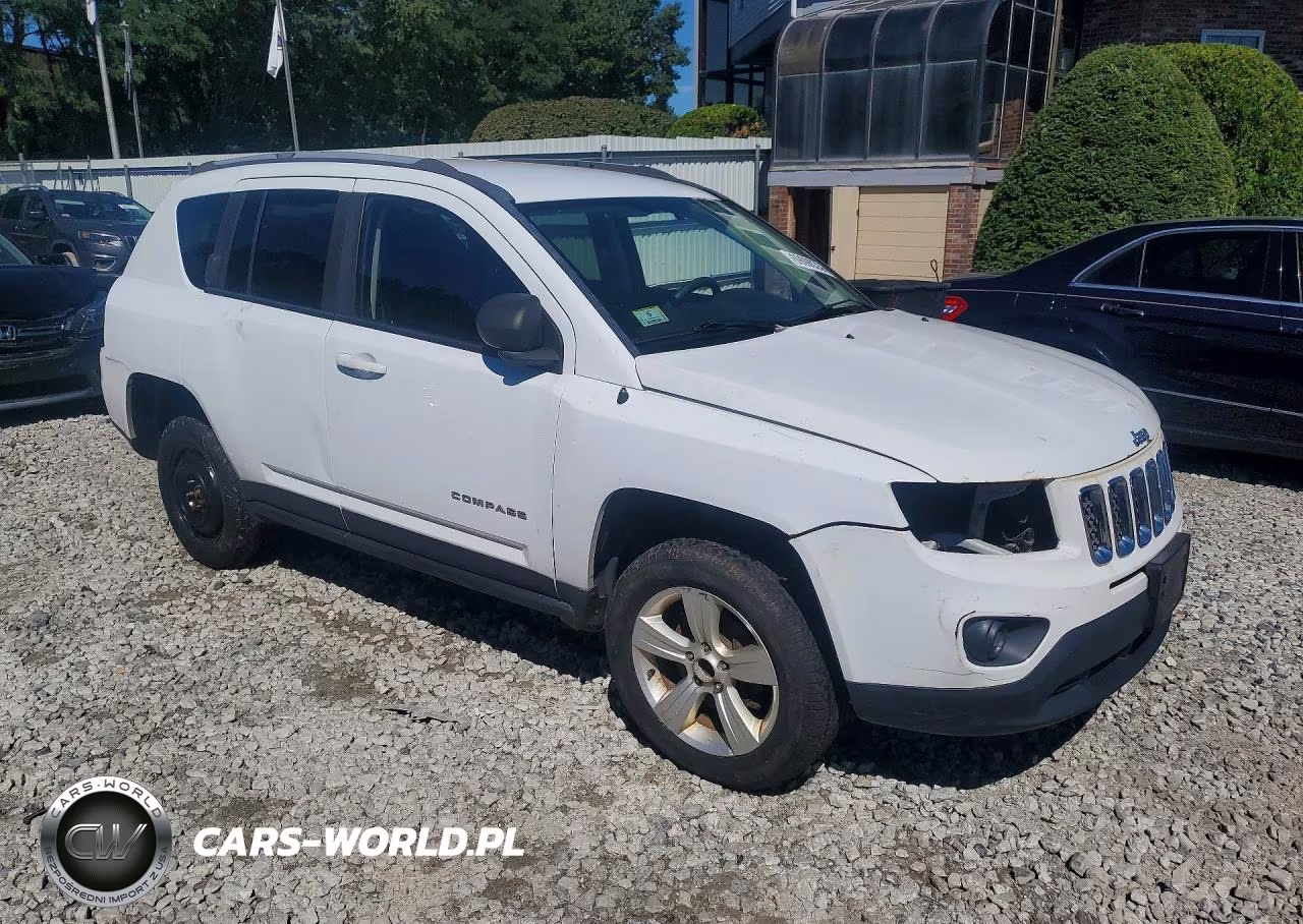 2015 Jeep Compass Sport VIN:1C4NJDBB8FD324145 - 4