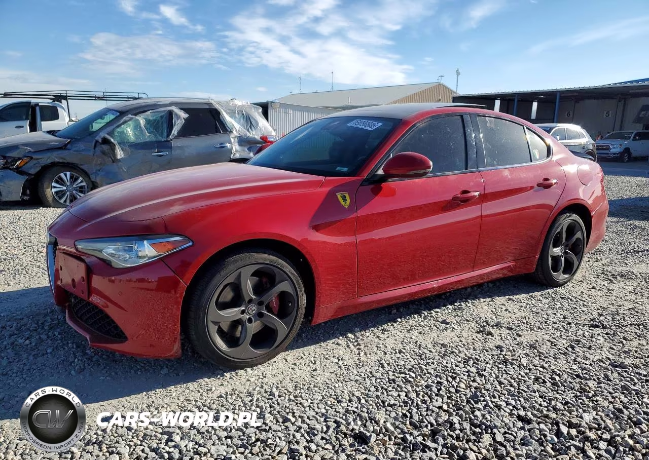 2017 Alfa Romeo Giulia Q4