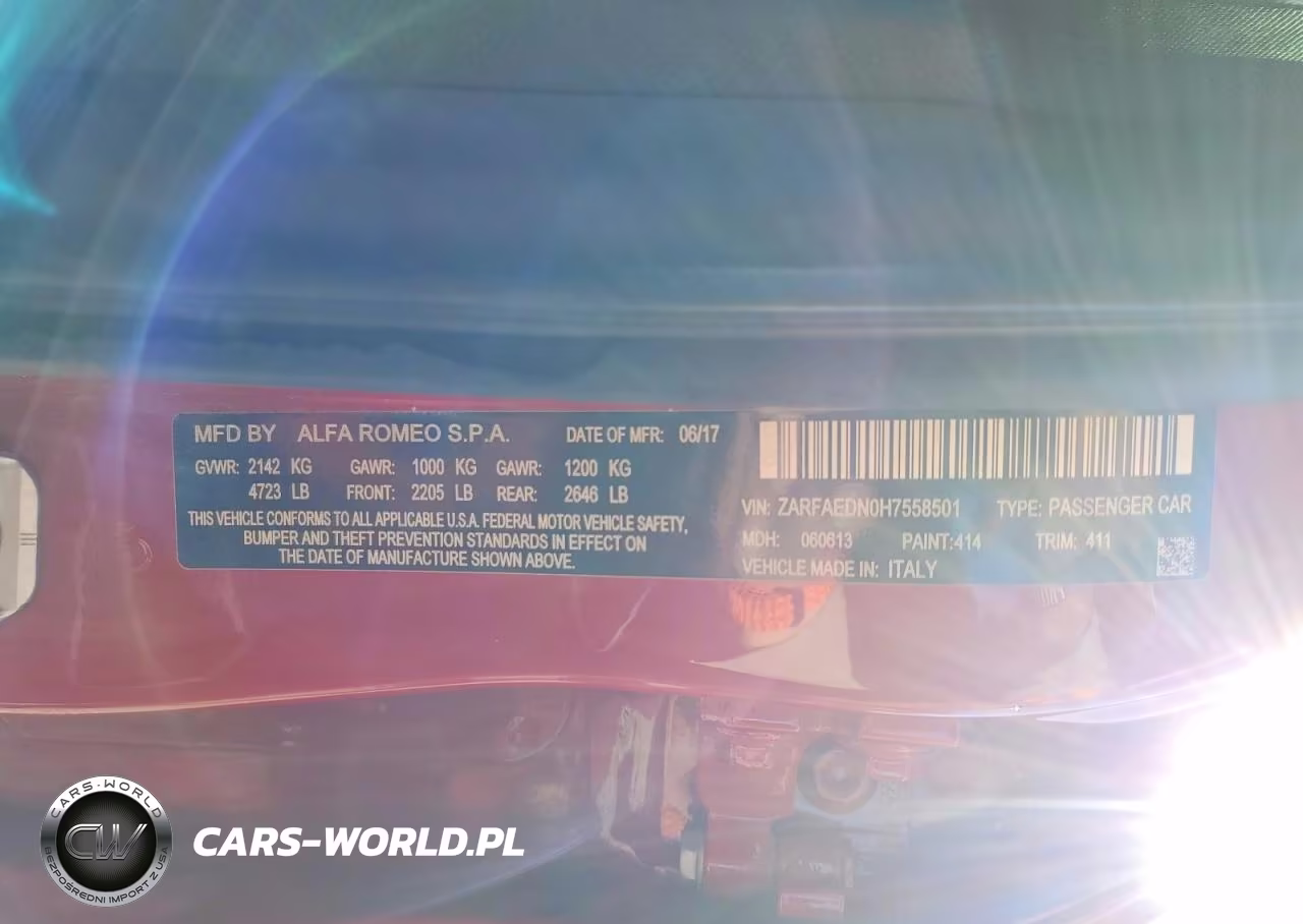 2017 Alfa Romeo Giulia Q4 VIN:ZARFAEDN0H7558501 - 12