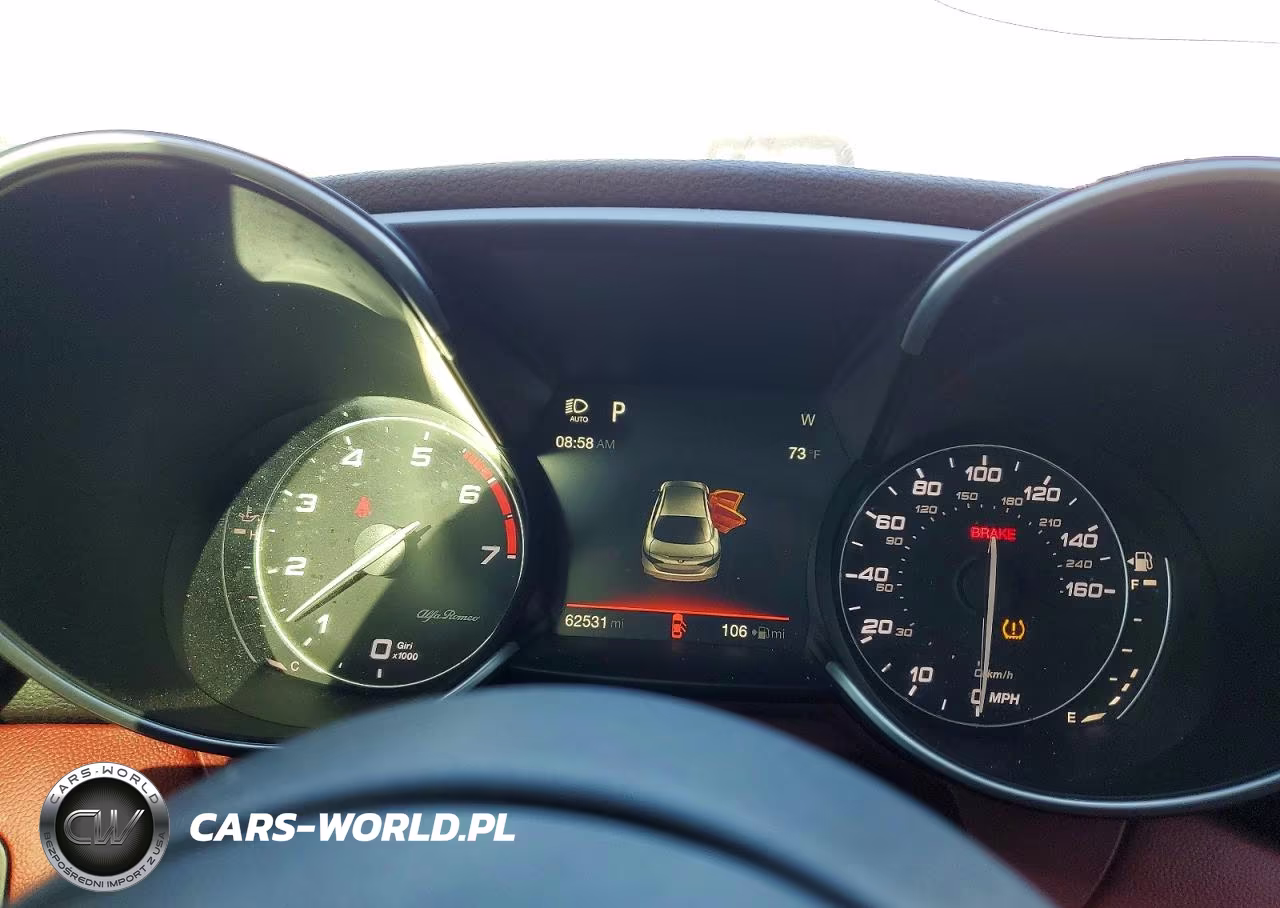 2017 Alfa Romeo Giulia Q4 VIN:ZARFAEDN0H7558501 - 9