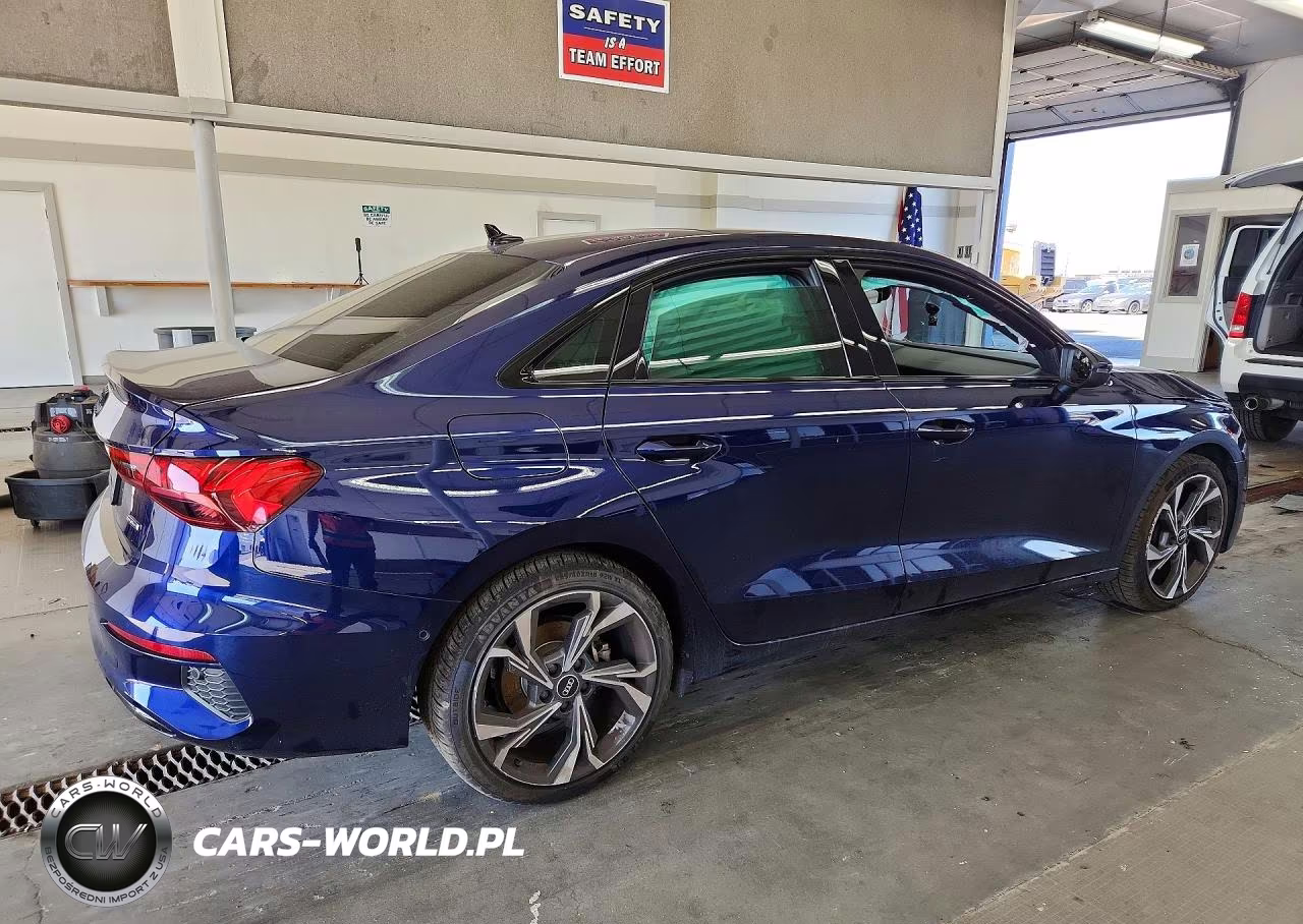 2023 Audi A3 Premium Plus VIN:WAUHUDGY1PA072787 - 3