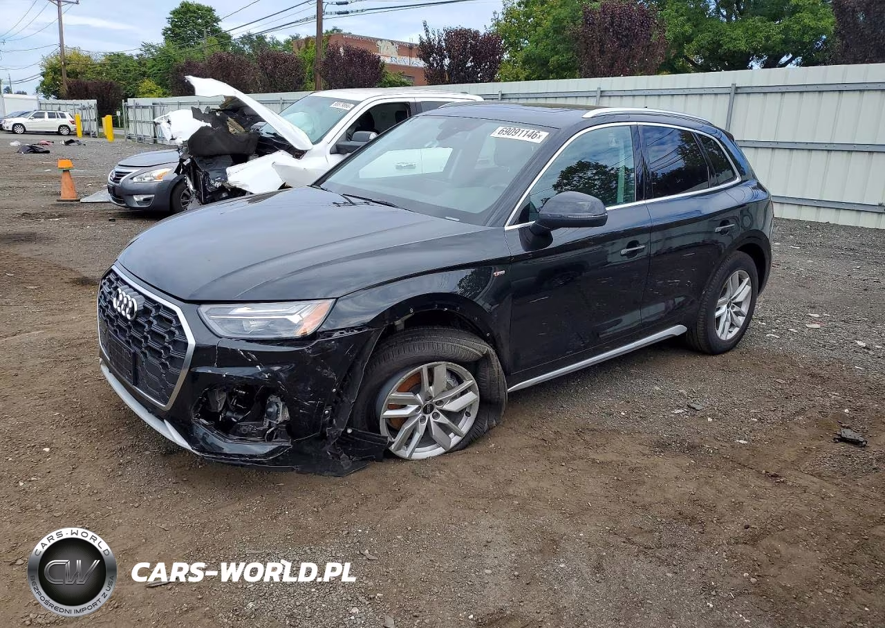 2023 Audi Q5 Premium 45 VIN:WA1GAAFY3P2137473 - 1
