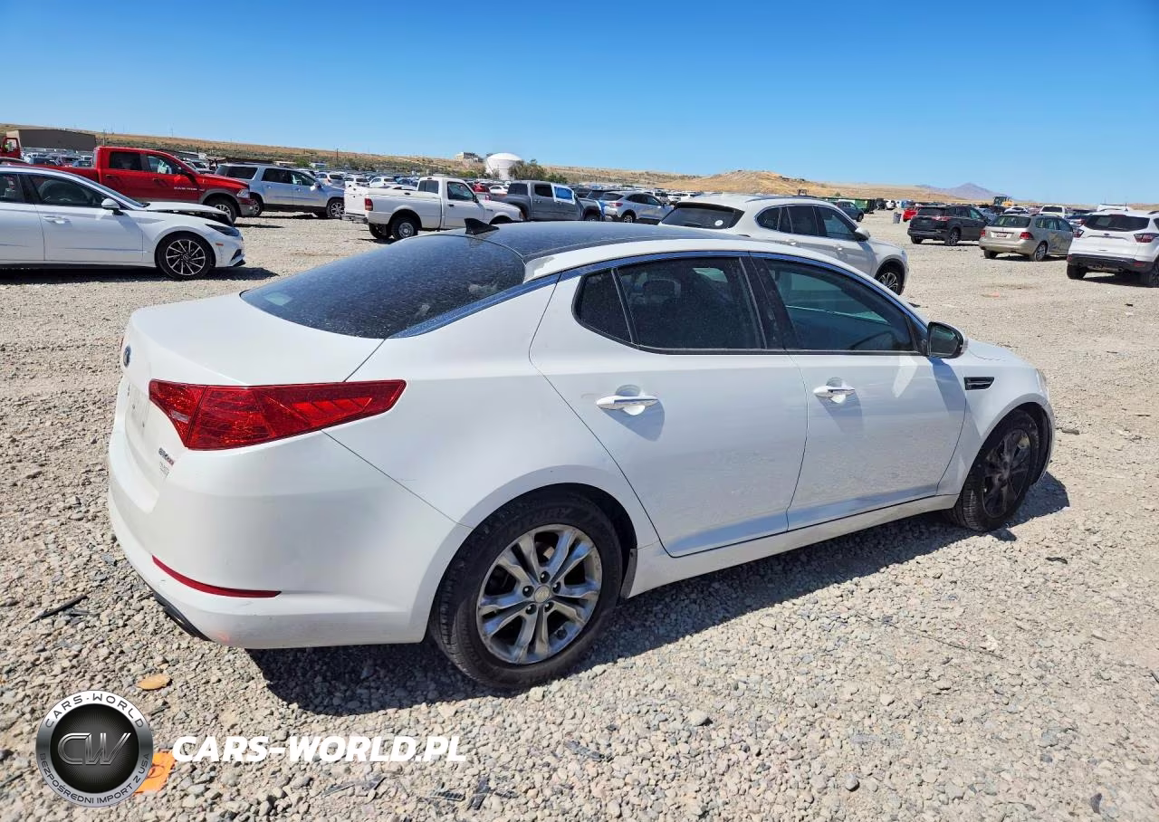 2013 Kia Optima Ex VIN:5XXGN4A75DG216840 - 3