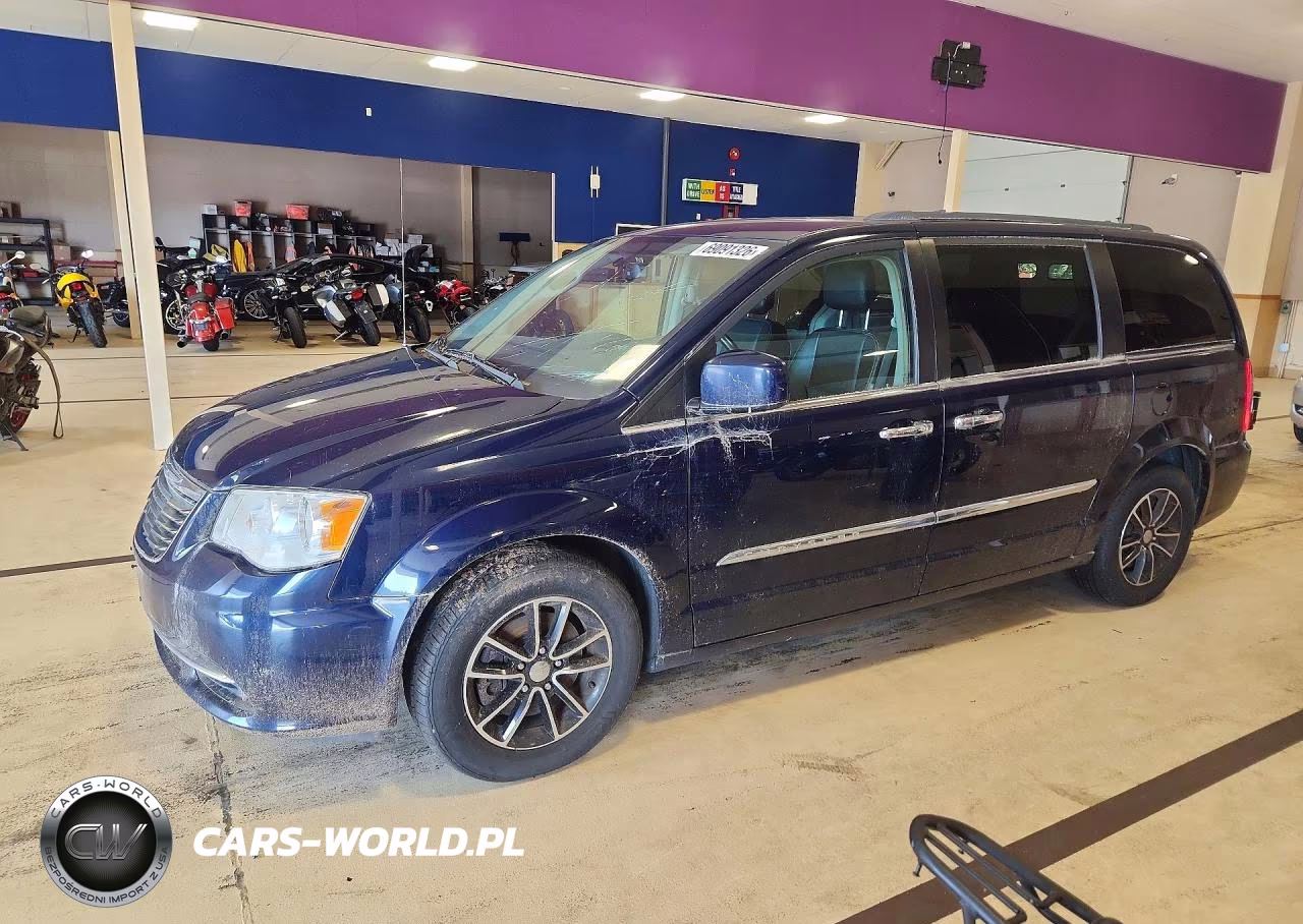 2016 Chrysler Town & Country Touring VIN:2C4RC1BG4GR246709 - 1