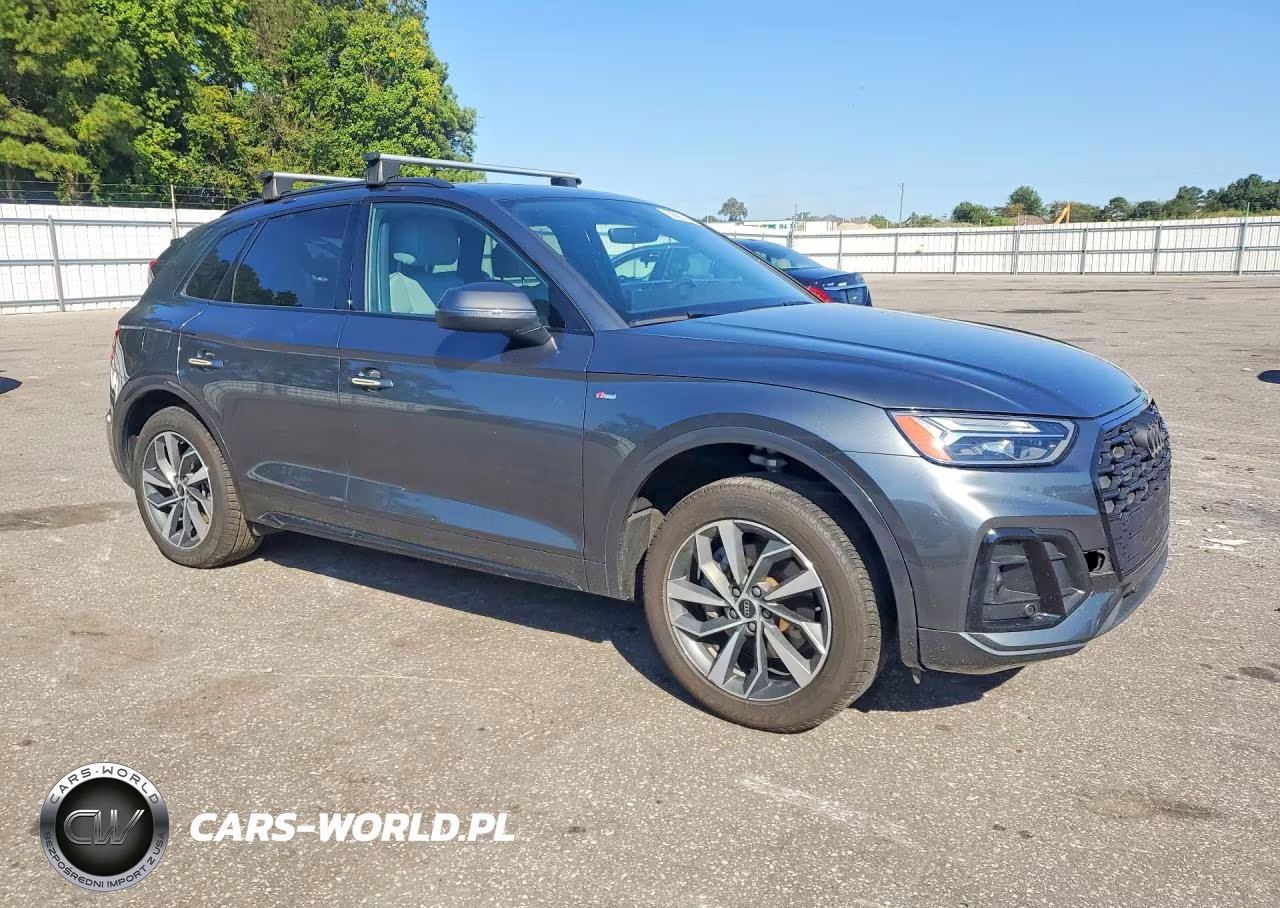 2024 Audi Q5 Premium 45 VIN:WA1GAAFY8R2120896 - 4