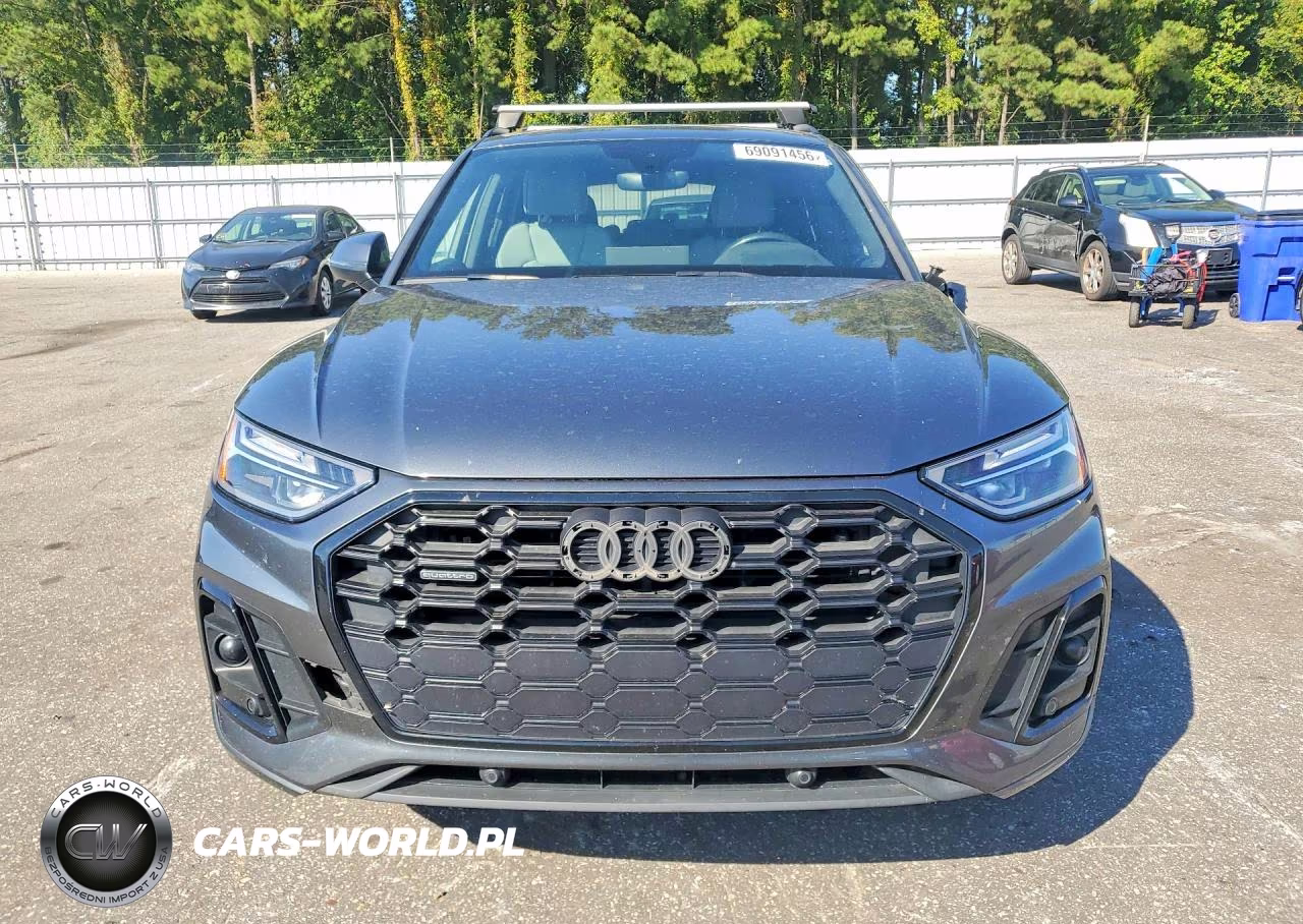 2024 Audi Q5 Premium 45 VIN:WA1GAAFY8R2120896 - 5