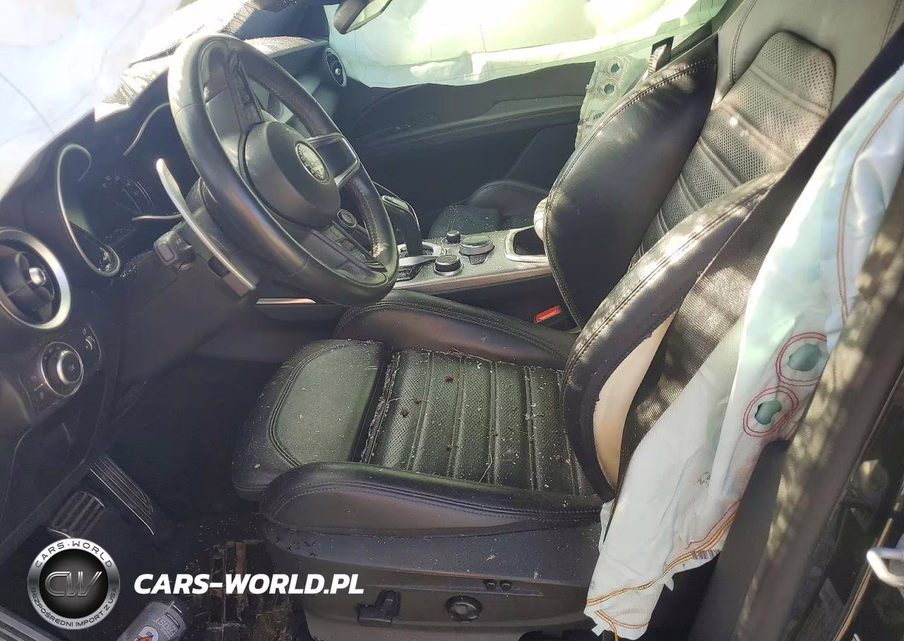 2021 Alfa Romeo Stelvio Ti VIN:ZASPAKBN2M7D02314 - 7