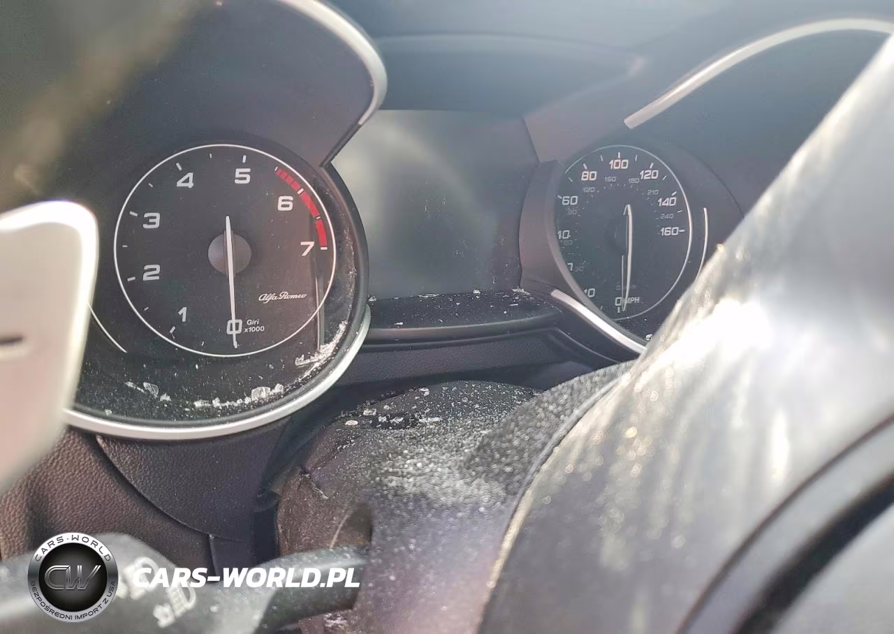 2021 Alfa Romeo Stelvio Ti VIN:ZASPAKBN2M7D02314 - 9
