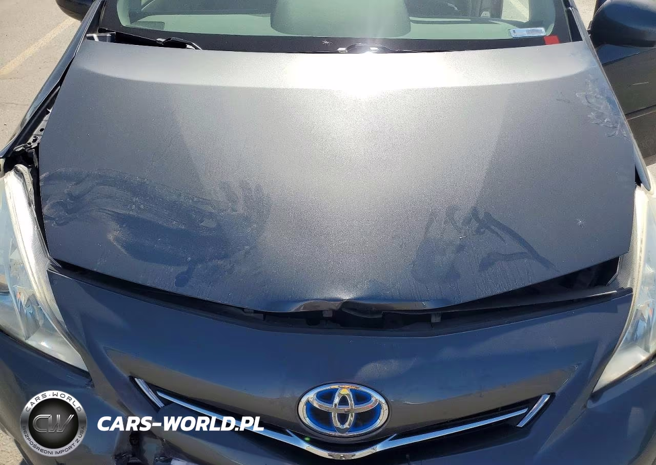 2014 Toyota Prius V Three VIN:JTDZN3EU3E3291606 - 11