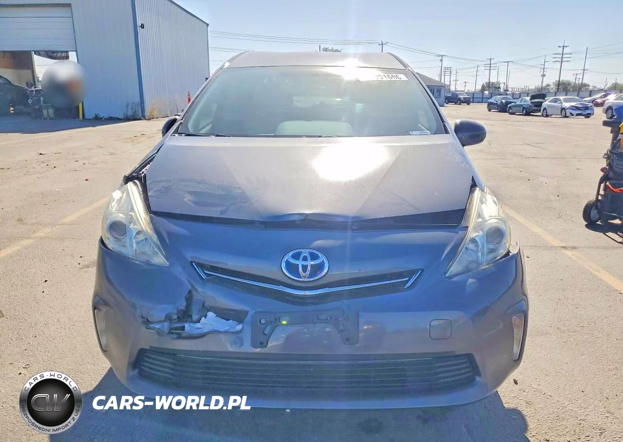 2014 Toyota Prius V Three VIN:JTDZN3EU3E3291606 - 5