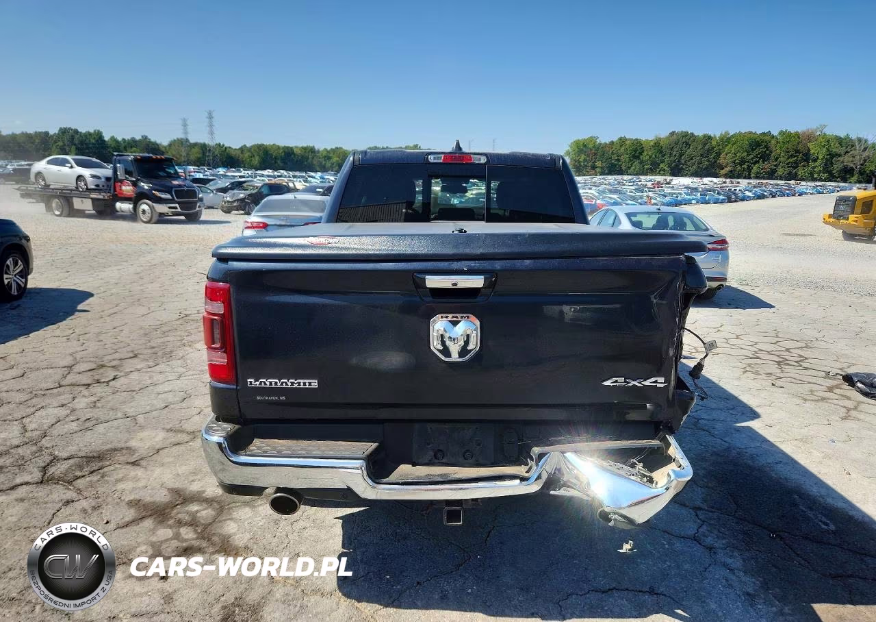2020 Ram 1500 Laramie VIN:1C6SRFJT5LN420569 - 6