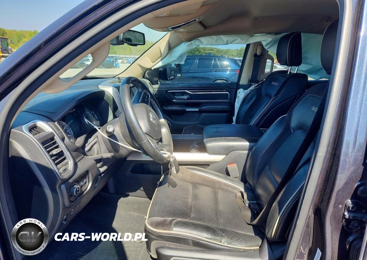 2020 Ram 1500 Laramie VIN:1C6SRFJT5LN420569 - 7