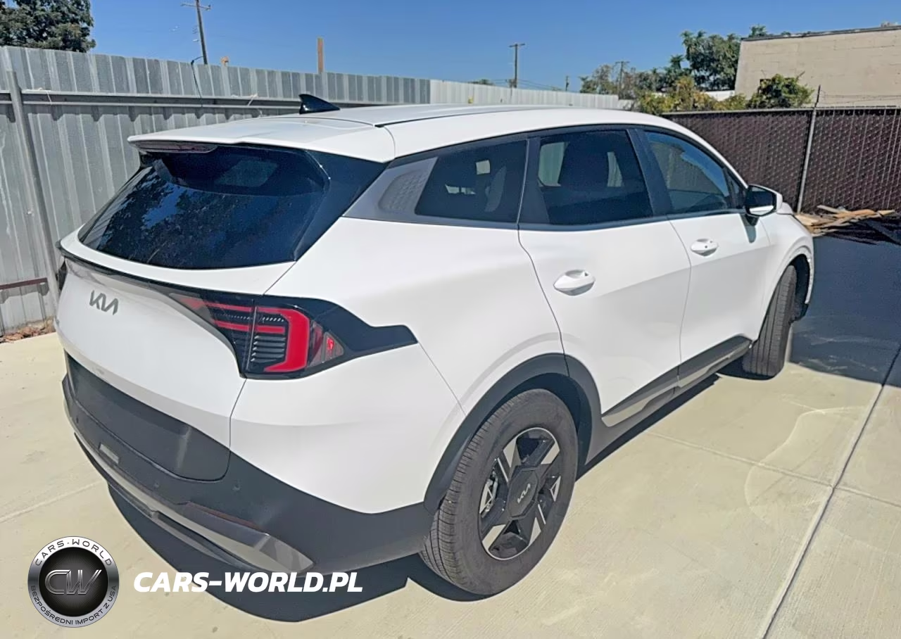 2026 Kia Sportage Lx VIN:5XYK23DF4TG404310 - 4