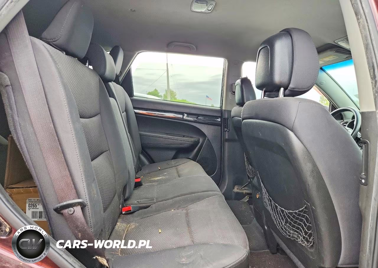 2011 Kia Sorento Lx VIN:5XYKT4A11BG174607 - 11