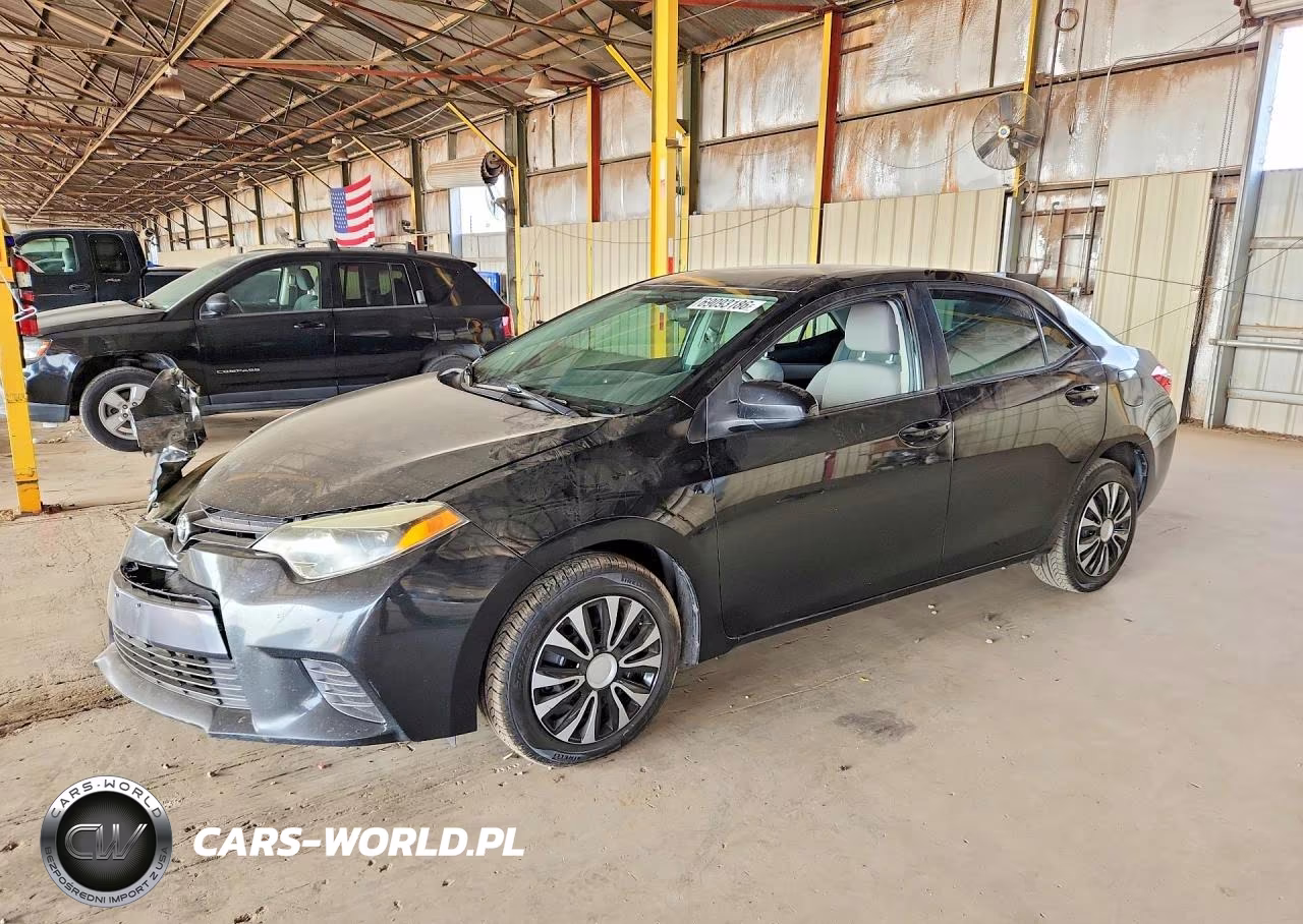 2015 Toyota Corolla Le VIN:5YFBURHE6FP250195 - 1
