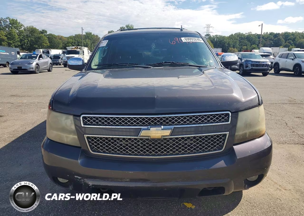 2010 Chevrolet Suburban K1500 Ltz VIN:1GNUKKE36AR255329 - 5