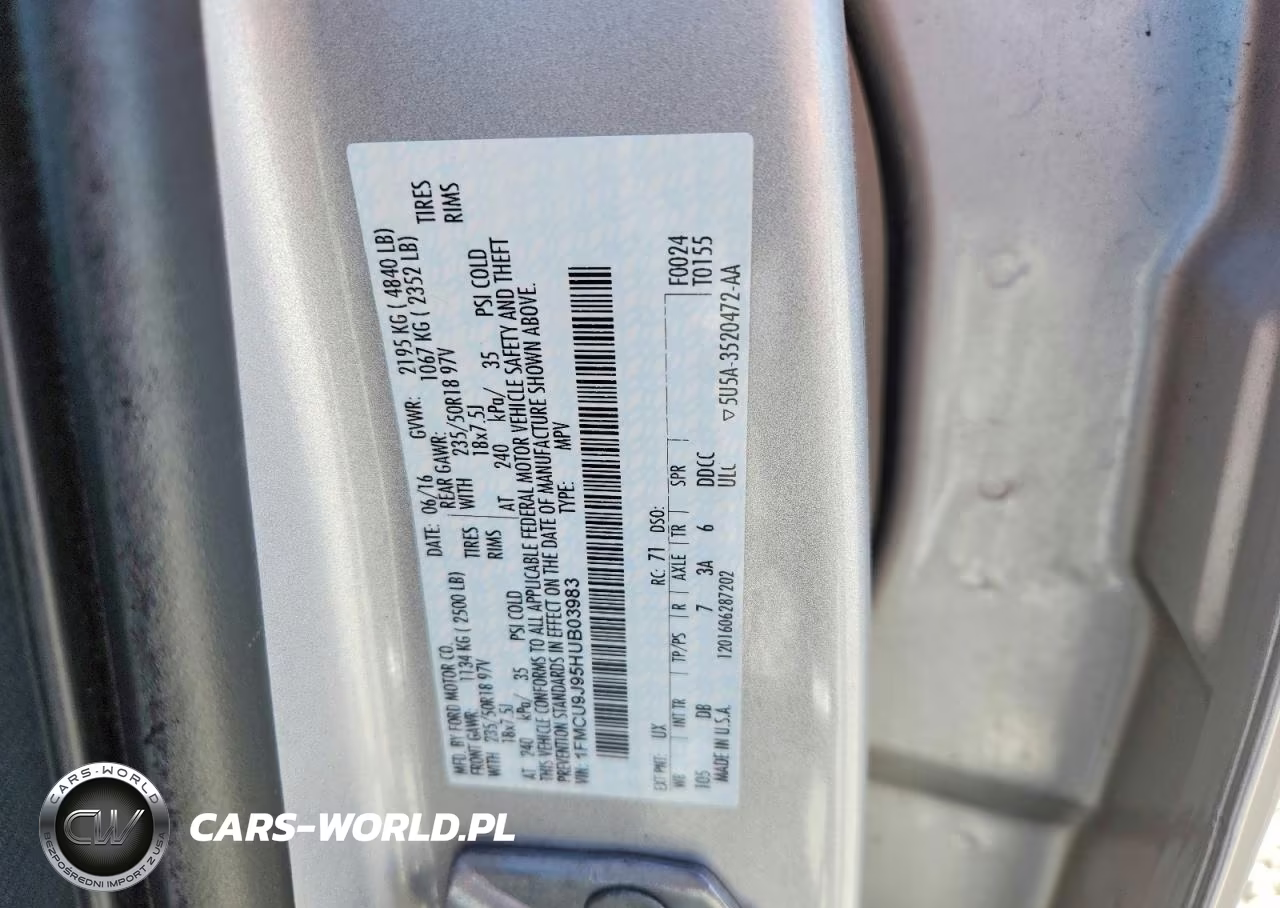 2017 Ford Escape Titanium VIN:1FMCU9J95HUB03983 - 12