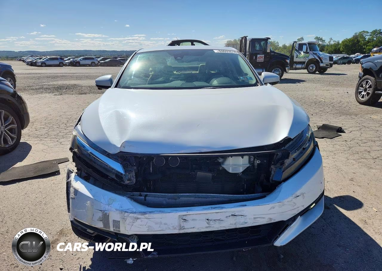 2018 Honda Clarity VIN:JHMZC5F18JC011922 - 5