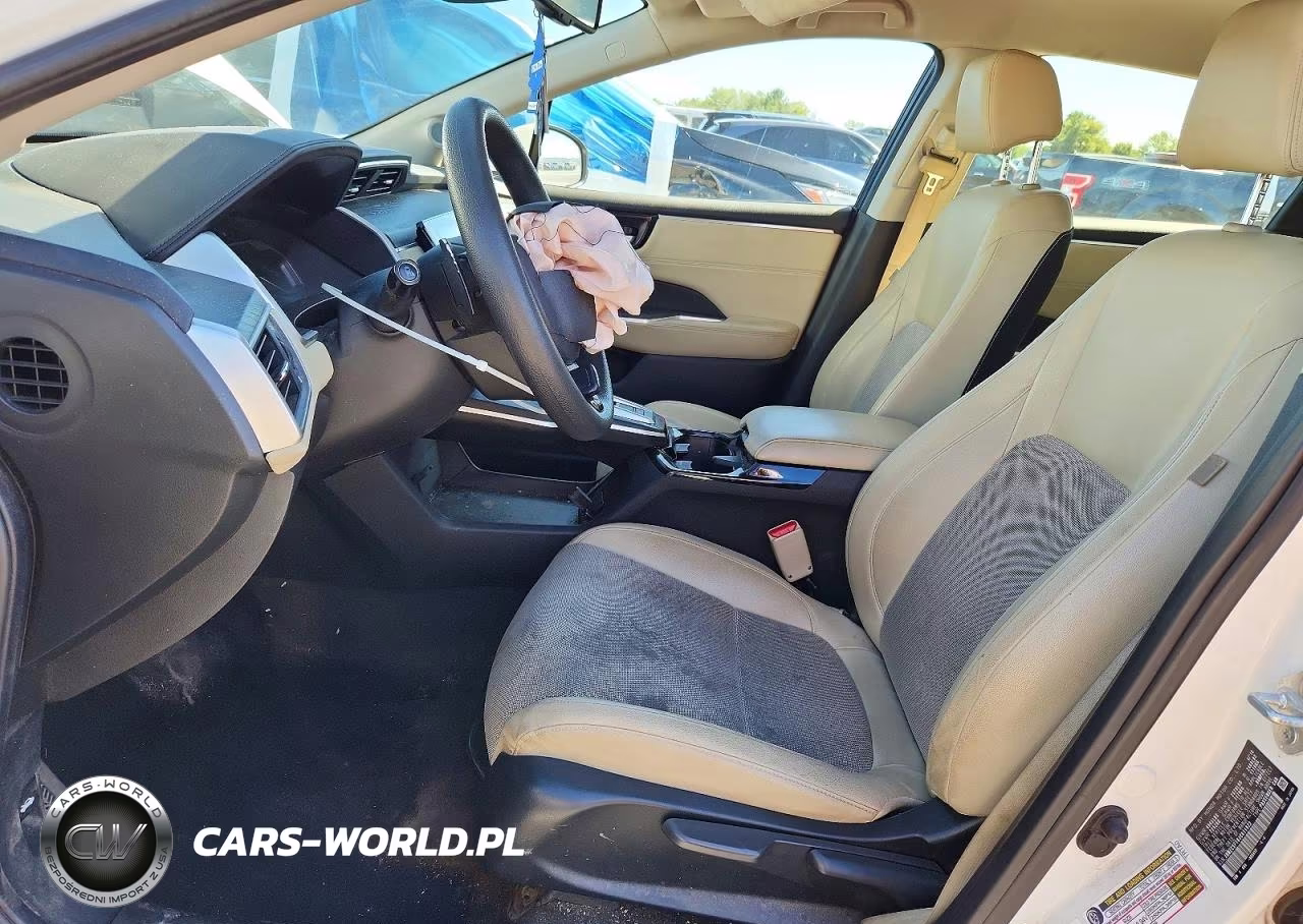 2018 Honda Clarity VIN:JHMZC5F18JC011922 - 7