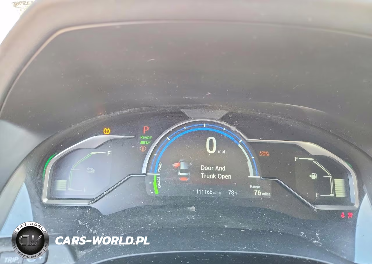 2018 Honda Clarity VIN:JHMZC5F18JC011922 - 9
