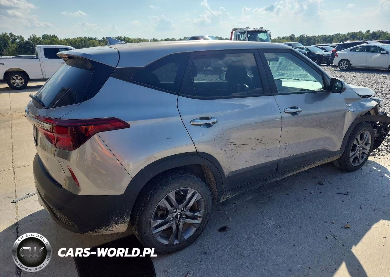 2022 Kia Seltos Lx VIN:KNDEPCAA8N7316531 - 3