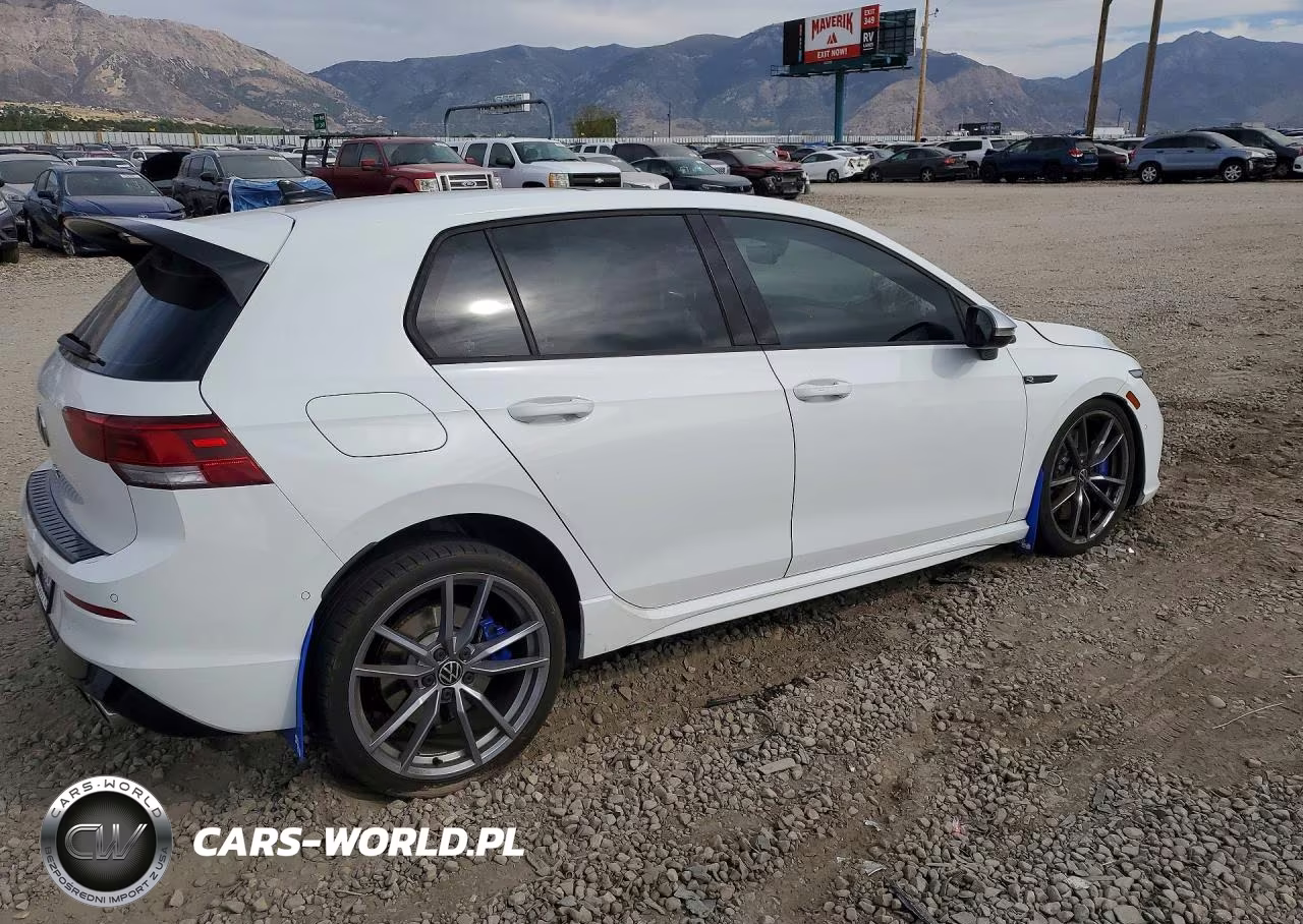 2024 Volkswagen Golf R VIN:WVWEB7CD5RW232532 - 3
