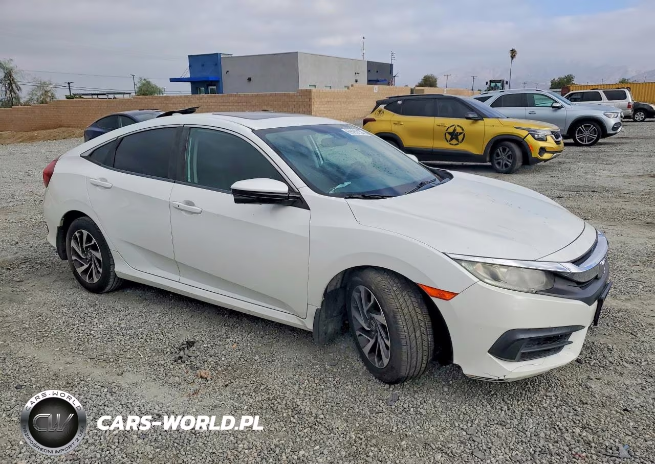 2017 Honda Civic Ex VIN:2HGFC2F70HH558702 - 4