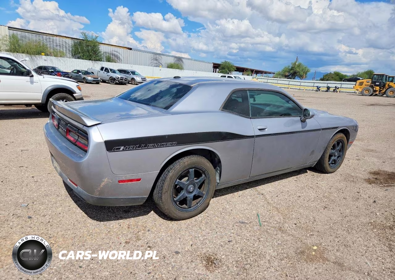 2018 Dodge Challenger Sxt VIN:2C3CDZAG3JH143429 - 3