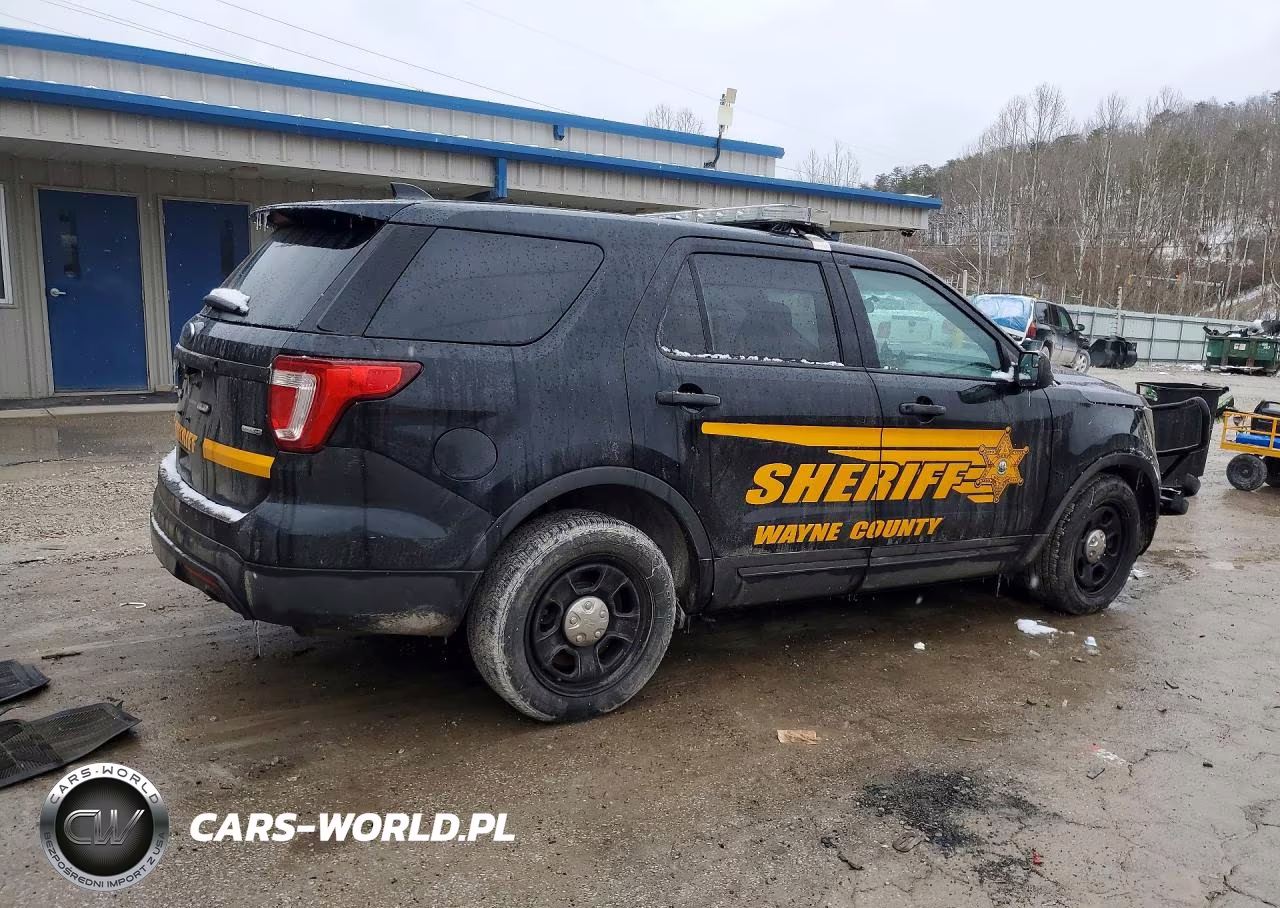 2017 Ford Explorer Police Interceptor VIN:1FM5K8AR1HGD07140 - 3