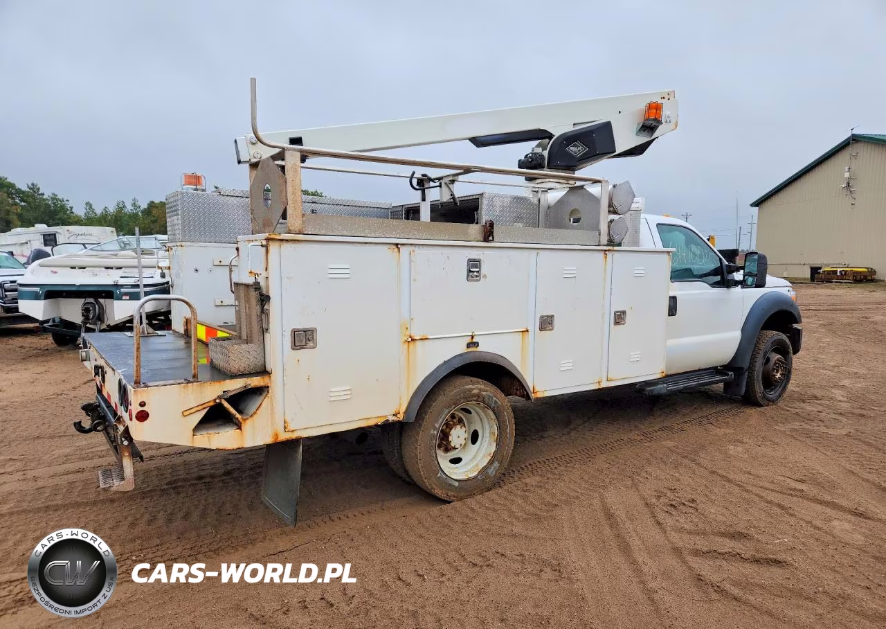 2013 Ford F450 Super Duty VIN:1FDUF4HY2DEB43084 - 3