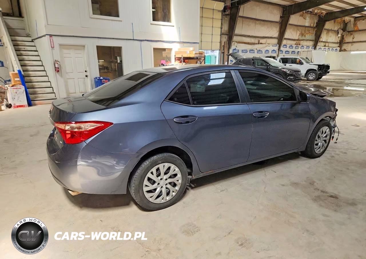 2019 Toyota Corolla Le VIN:5YFBURHEXKP940039 - 3