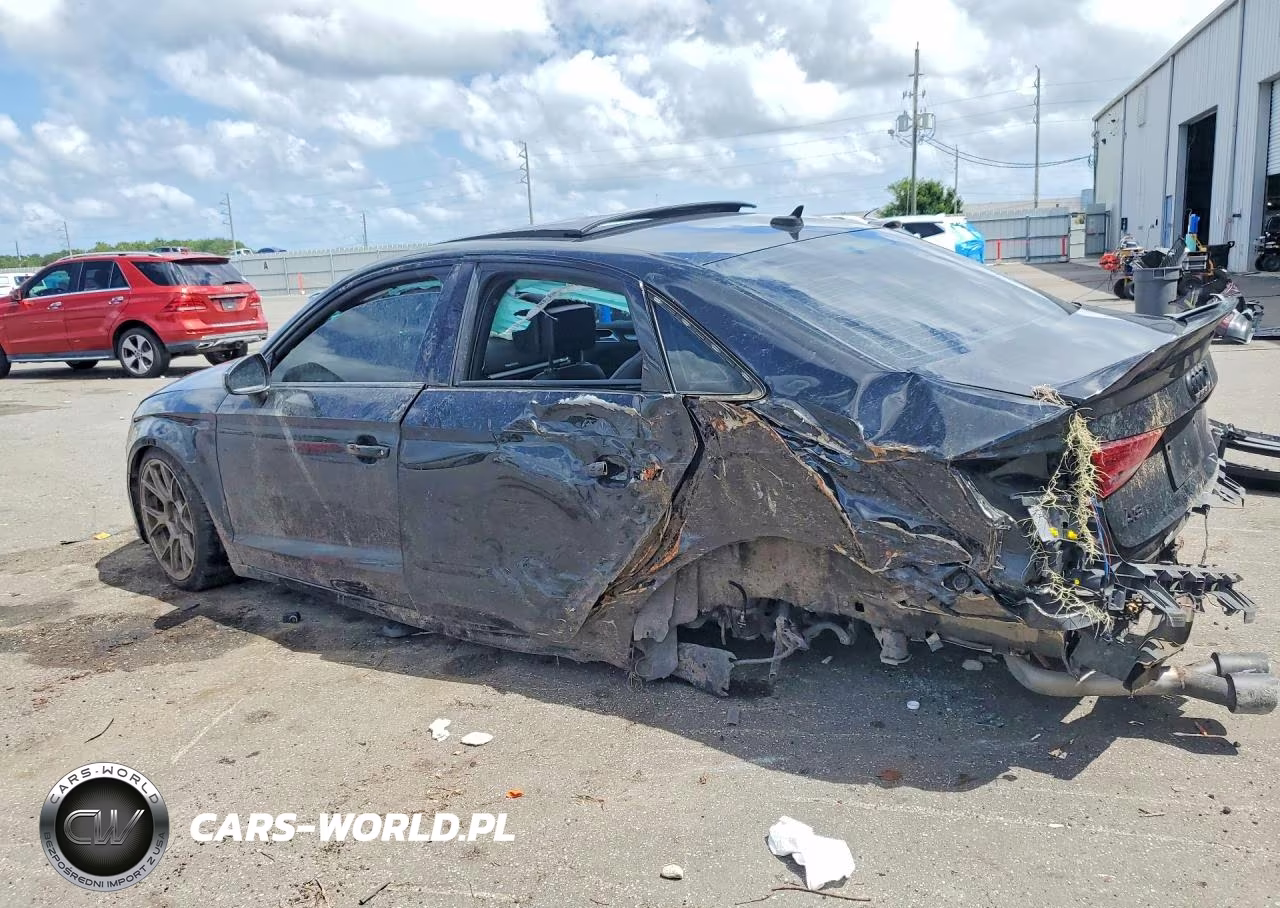 2019 Audi A3 Premium VIN:WAUAUGFF9KA081636 - 2