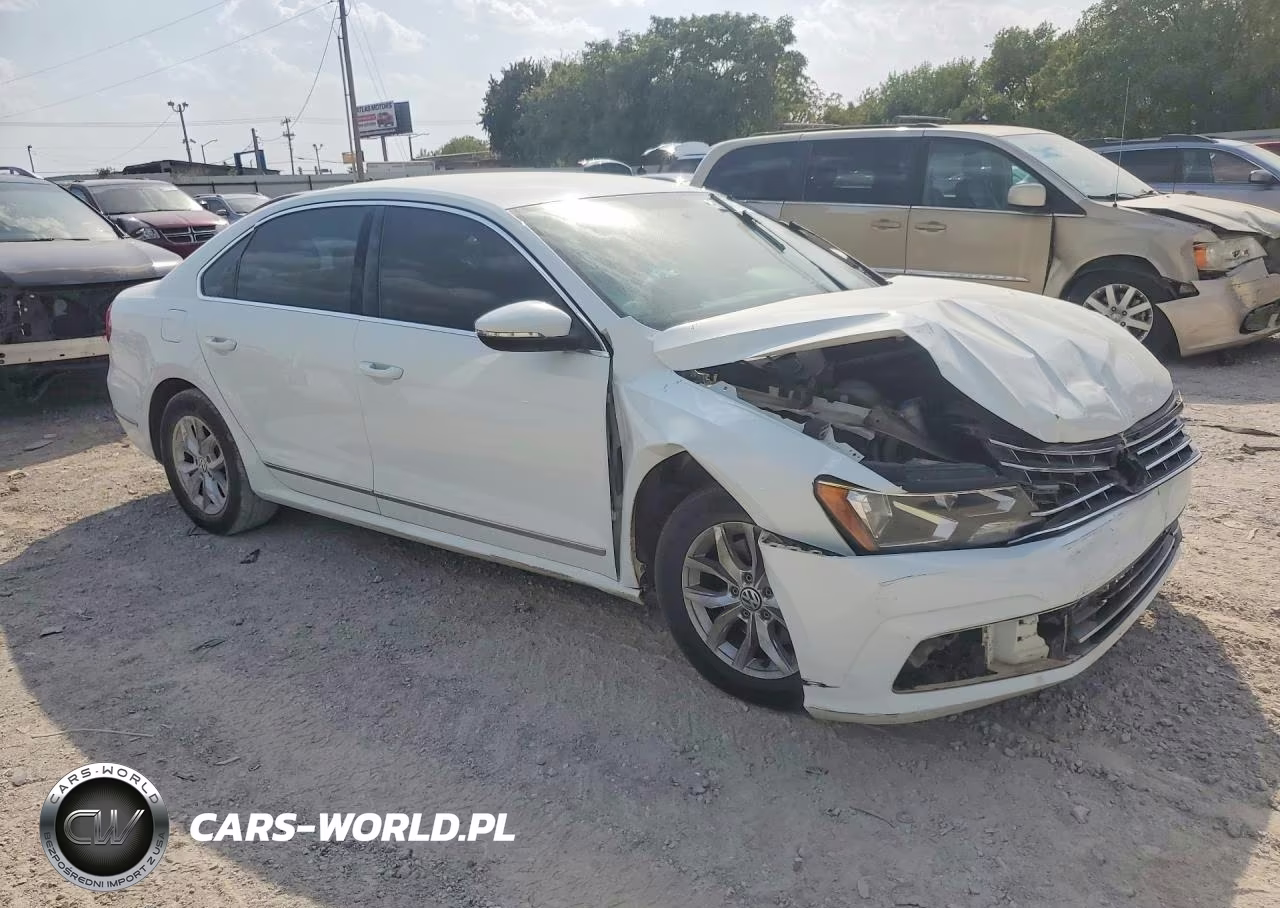 2016 Volkswagen Passat S VIN:1VWAS7A33GC042166 - 4