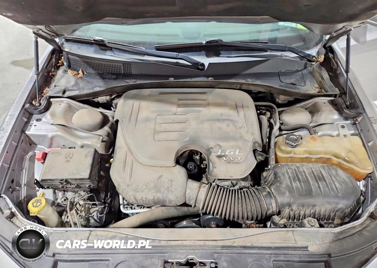 2014 Chrysler 300 VIN:2C3CCARG4EH179516 - 11